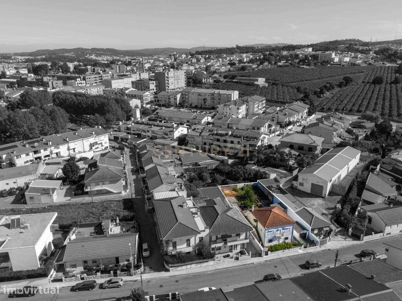 Moradia à venda em Ermesinde para habitação e/ou investimento-4