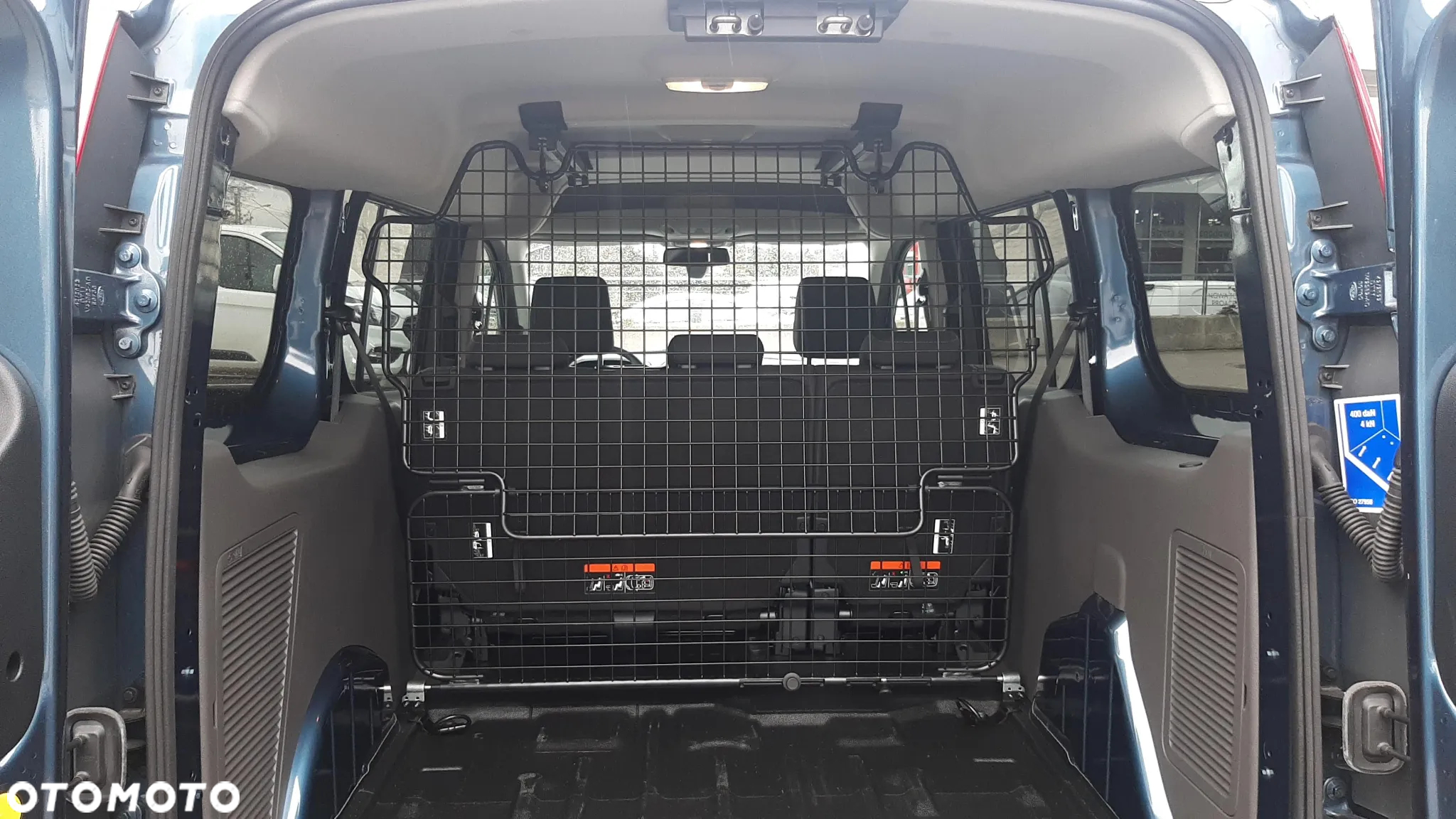 Ford Transit Connect - 30