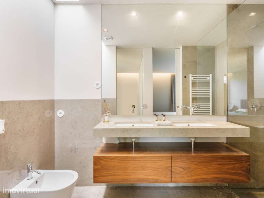 Moradia Exclusiva V4 com Piscina aquecida-39