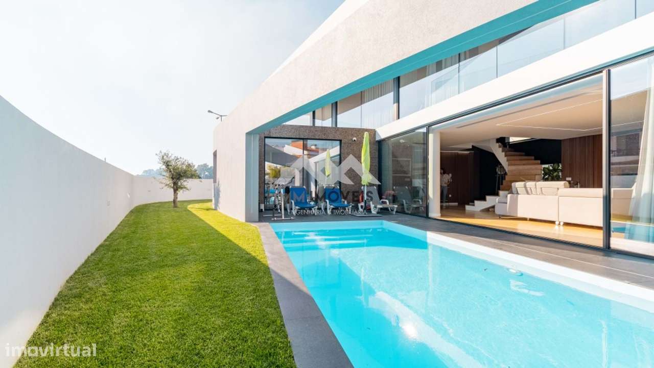 Moradia | T4 | Piscina | Maia-25