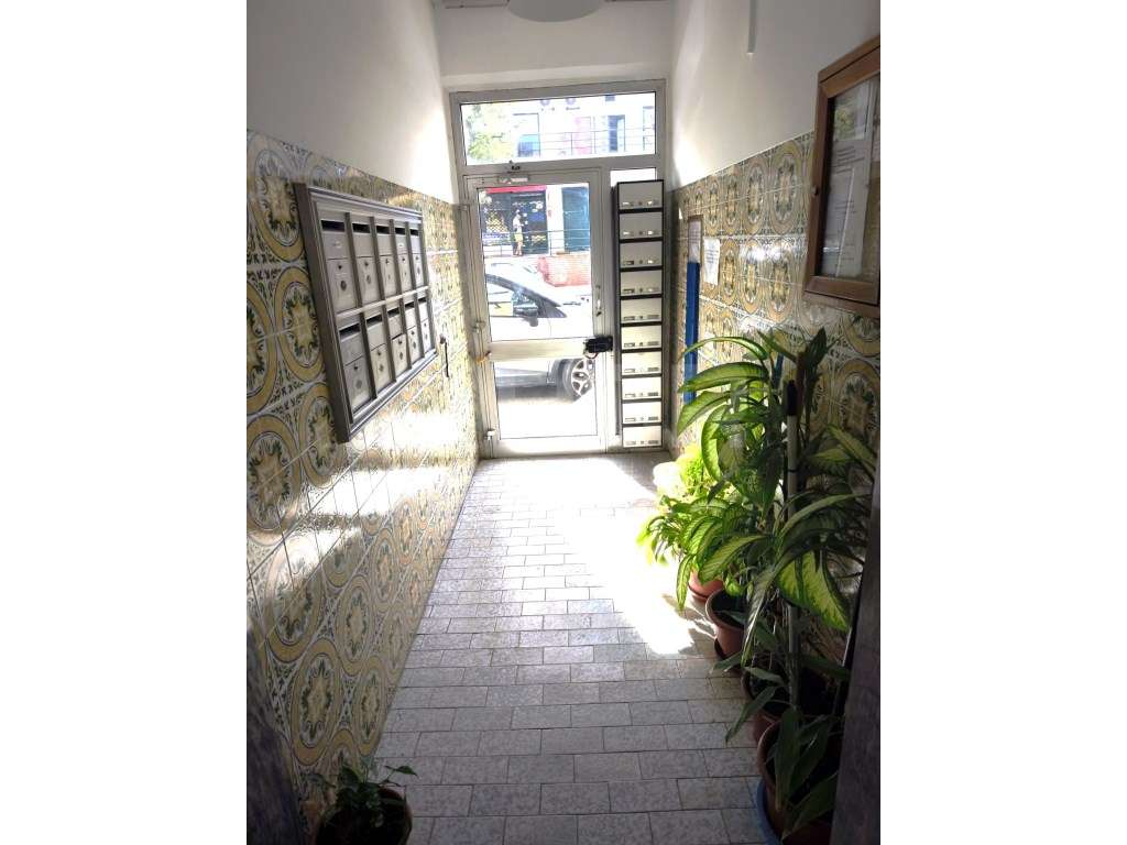 T2 | 1º ANDAR RENOVADO | EXCELENTES ÁREAS | BEM LOCALIZADO | BAIXA ...-30