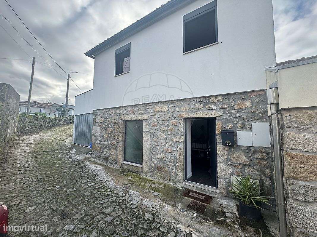 Moradia T2 para venda-17