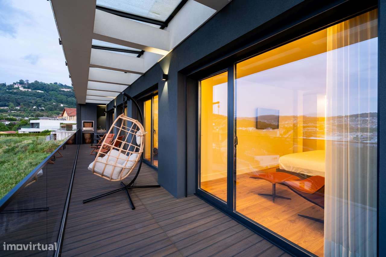 Elegante apartamento T3 em condomínio fechado na encosta do Bom Jesus-31