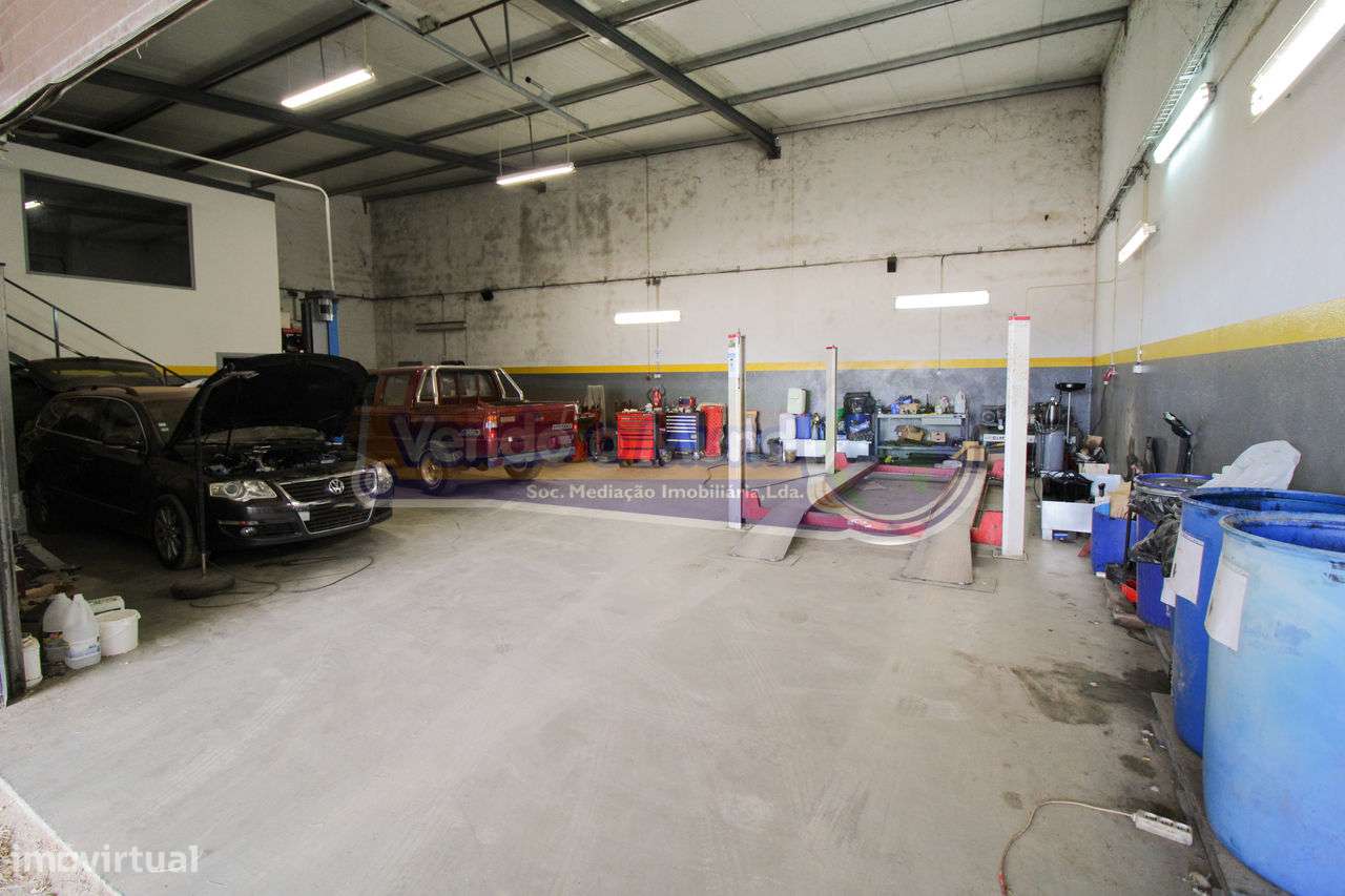 Armazém em Foros de Salvaterra (F645) - Grande imagem: 4/14