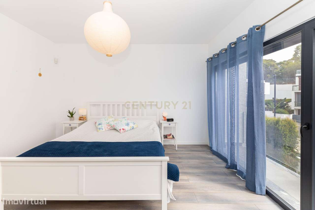 Moradia Isolada T4 de Prestígio – Bairro de São João, Sobreda-34