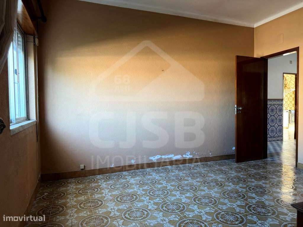 Moradia T5 - centro de Benavente-11