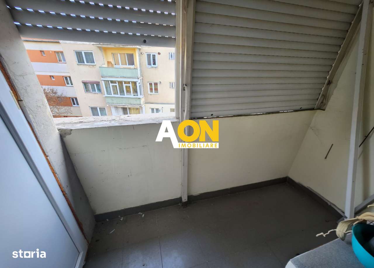 De vanzare apartament 3 camere zona Cetate - Imagine principală: 4/8