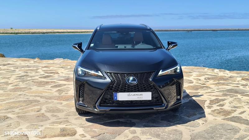 Lexus UX 250h Sport - 9