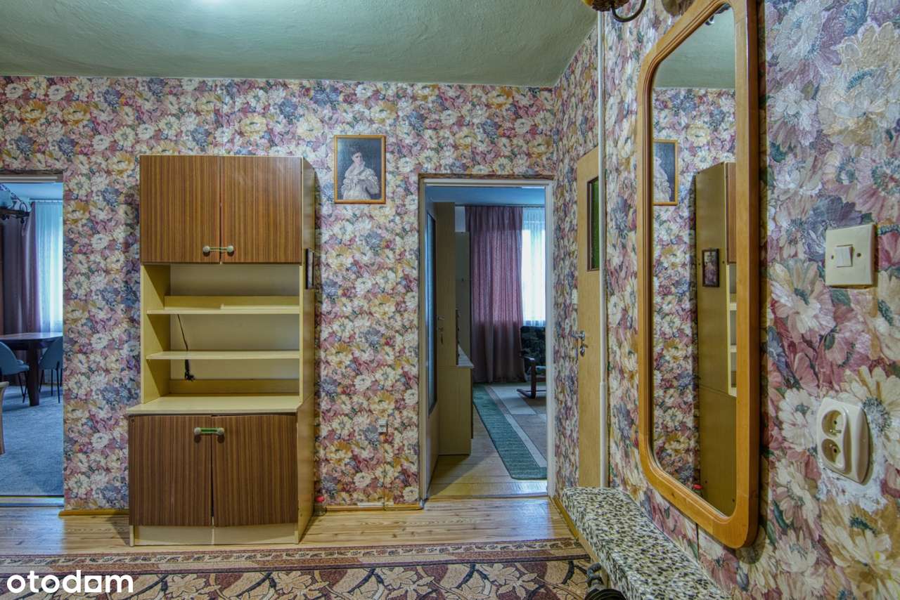 Siedlisko nad rzeką z zabudowaniami – Perkowice-9