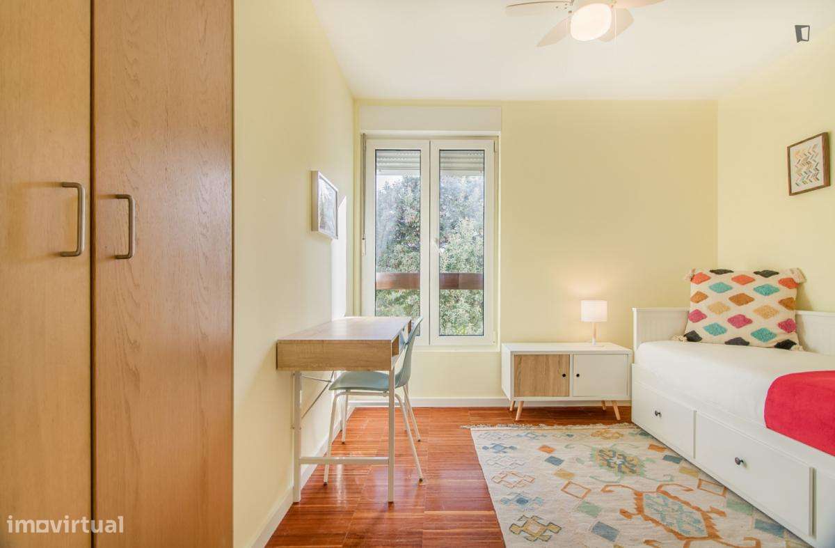 Apartamento com 3 quartos - localizado em Lisbon - Grande imagem: 5/9