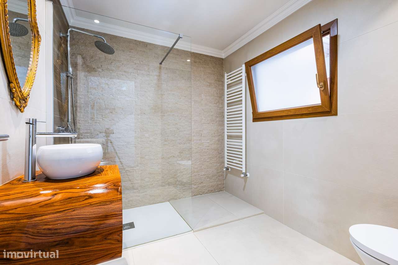 Moradia T4 renovada | Piscina Aquecida - Parceiros-31