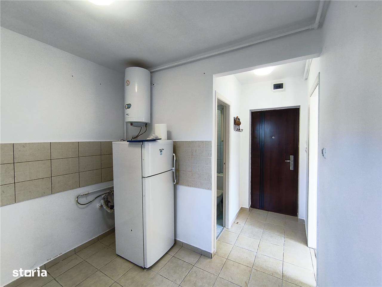 Apartament 1 Camera zona 7 Noiembrie (Lukoil) UMF zona foarte linistit - Imagine principală: 4/6