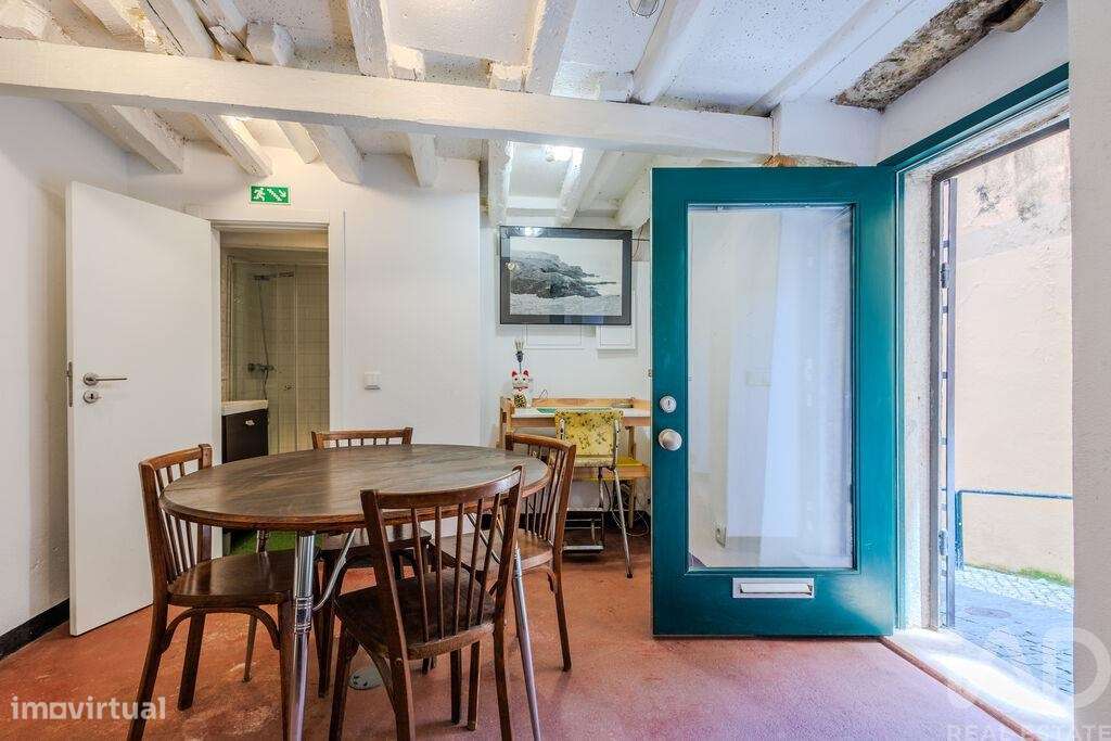 Loja / Estabelecimento Comercial T1 em Misericórdia de 48,00 m2 - Grande imagem: 5/28