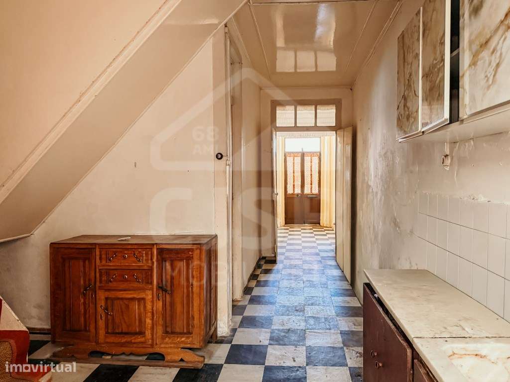 Moradia para reconstruir em Benavente - Grande imagem: 4/16