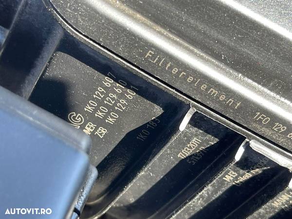 Carcasa Filtru Aer Volkswagen Jetta 2.0 FSI BLY BLR BVY BVZ 2006 - 2011 Cod 1K0129607AQ 1K0129610B 1K0129601BT [C4119] - 2