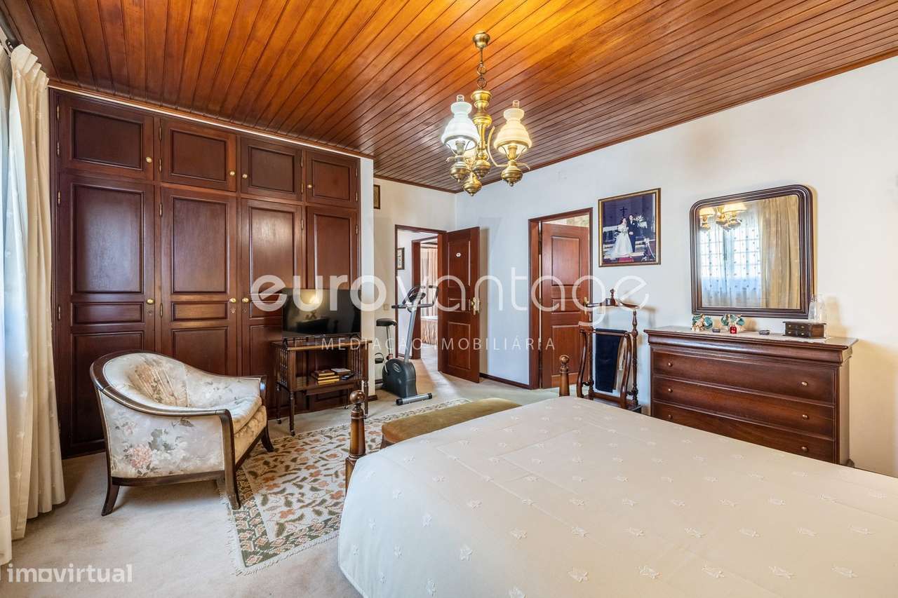 MORADIA T8 NO CENTRO DE LEIRIA-28