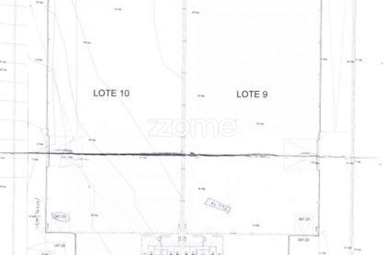 Armazém, 1 350 m², Vila Real (Nossa Senhora da Conceição, São Pedro e São Dinis) - Grande imagem: 2/8