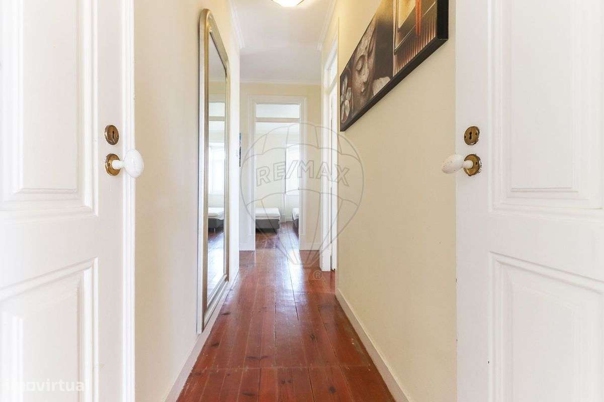 Moradia T12 para venda - Grande imagem: 4/50