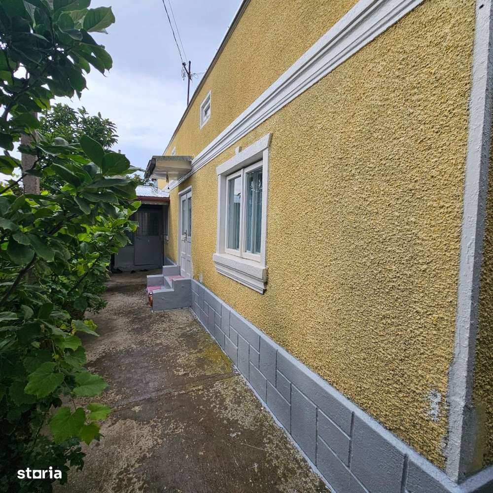 Vanzare Casa cu teren 600 mp zona Sat Slobozia oras Roznov - Imagine principală: 1/8