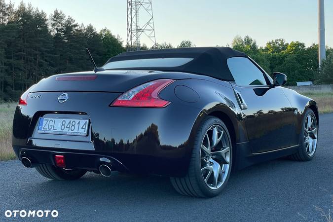 Nissan 370 Z Roadster Pack - 4