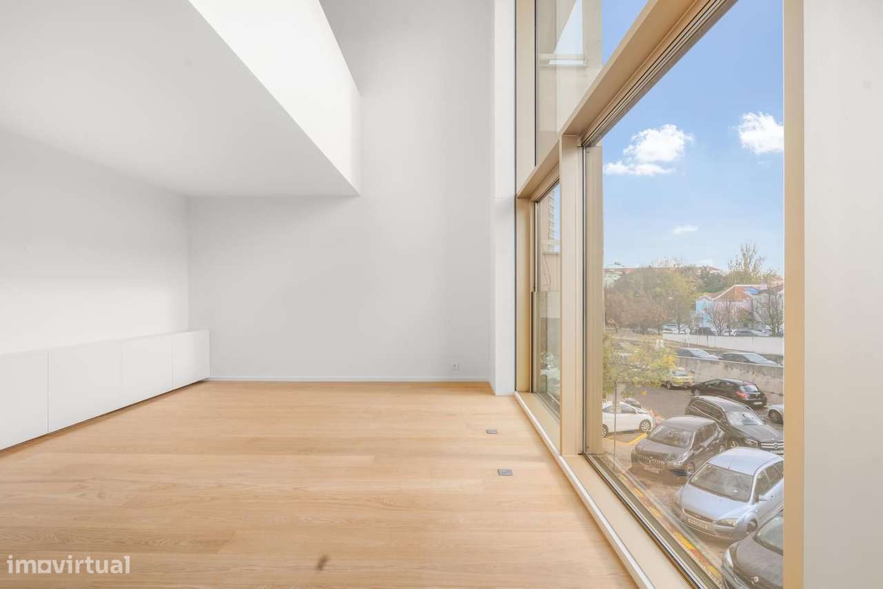 Apartamento T1 + 1 com vista, Campo Pequeno, Lisboa-18