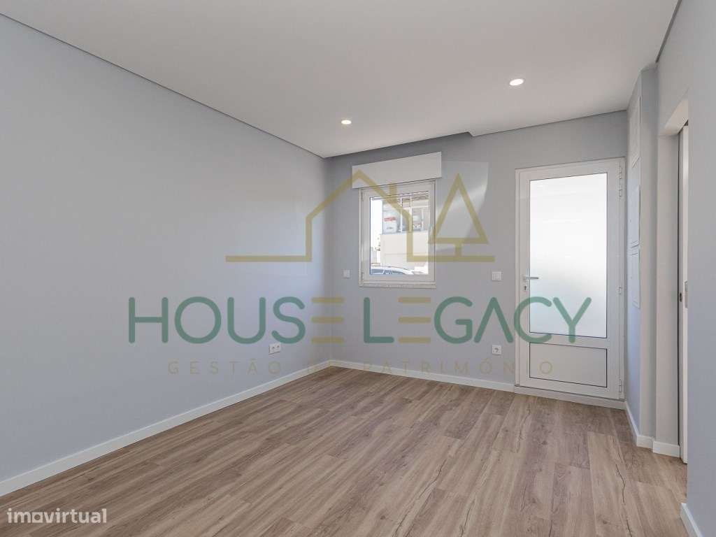 Apartamento T2 - Custóias-24