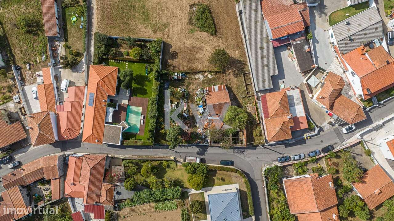 Moradia para reabilitação em Grijó Vila Nova de Gaia - Grande imagem: 4/16