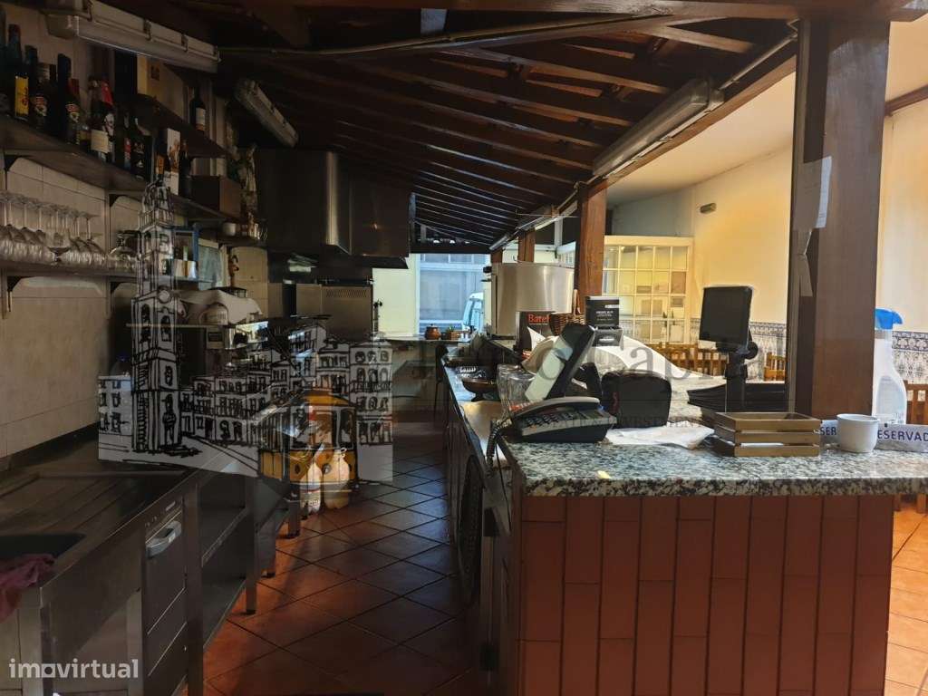 Trespasse de restaurante na rua santa catarina. - Grande imagem: 3/11