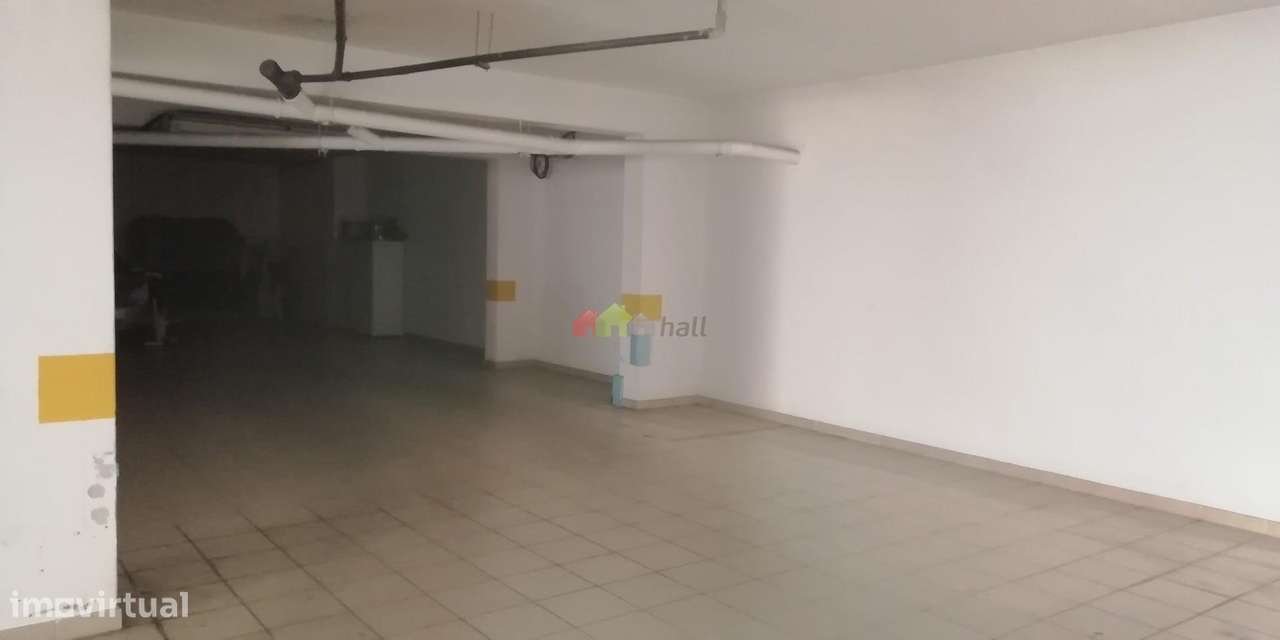 Parqueamento 11 m2 Arrendar nos Pinheirinhos, em Setúbal - Grande imagem: 2/10