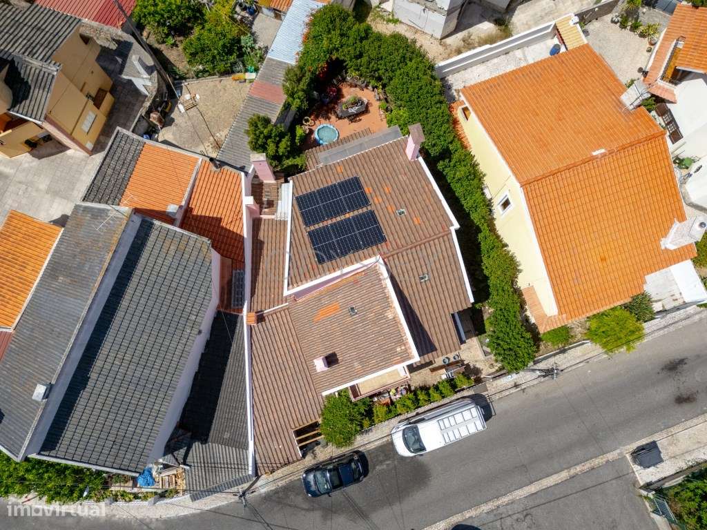 Moradia Independente T3+1 com Jardim Privado, Estúdio e Garagem | C...-33