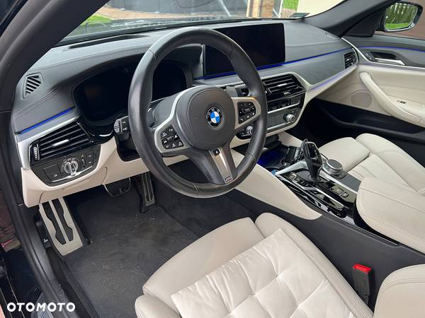 BMW Seria 5 520d xDrive mHEV M Sport sport - 21