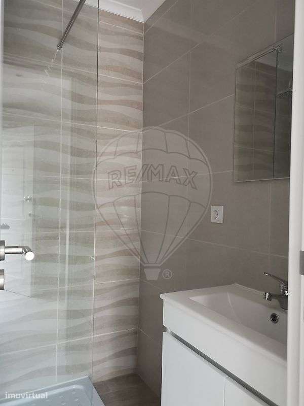 Moradia T1 para arrendamento - Grande imagem: 5/17