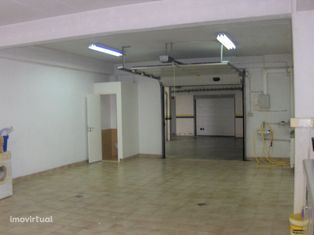 Garagem Box no Sobralinho | Alverca do Ribatejo com 73 m2 e luz natural
