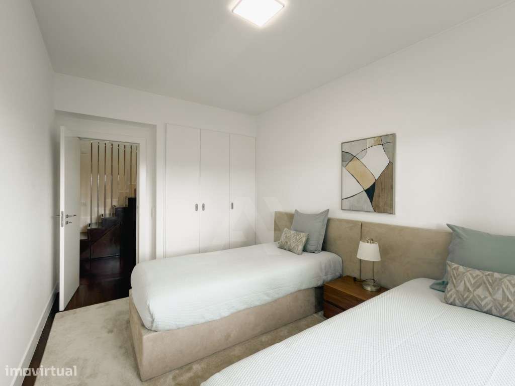 Apartamento T5 na Quinta da Martinha-14