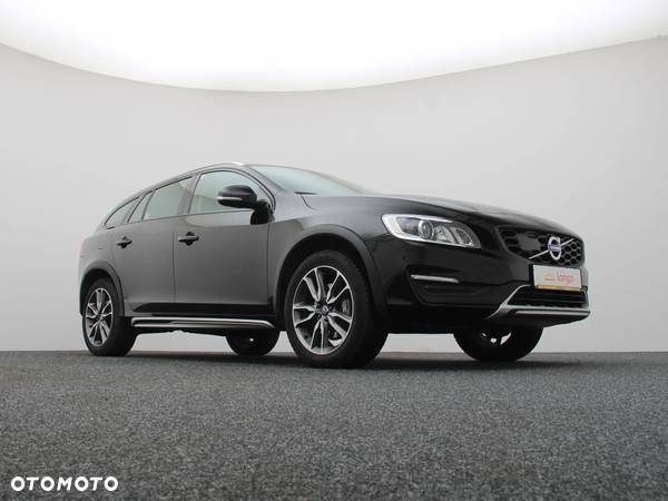 Volvo V60 Cross Country D3 Momentum - 11