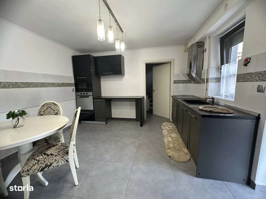 Casă moderna - Calea Lipovei - Aproape de inima orasului - Imagine principală: 5/5