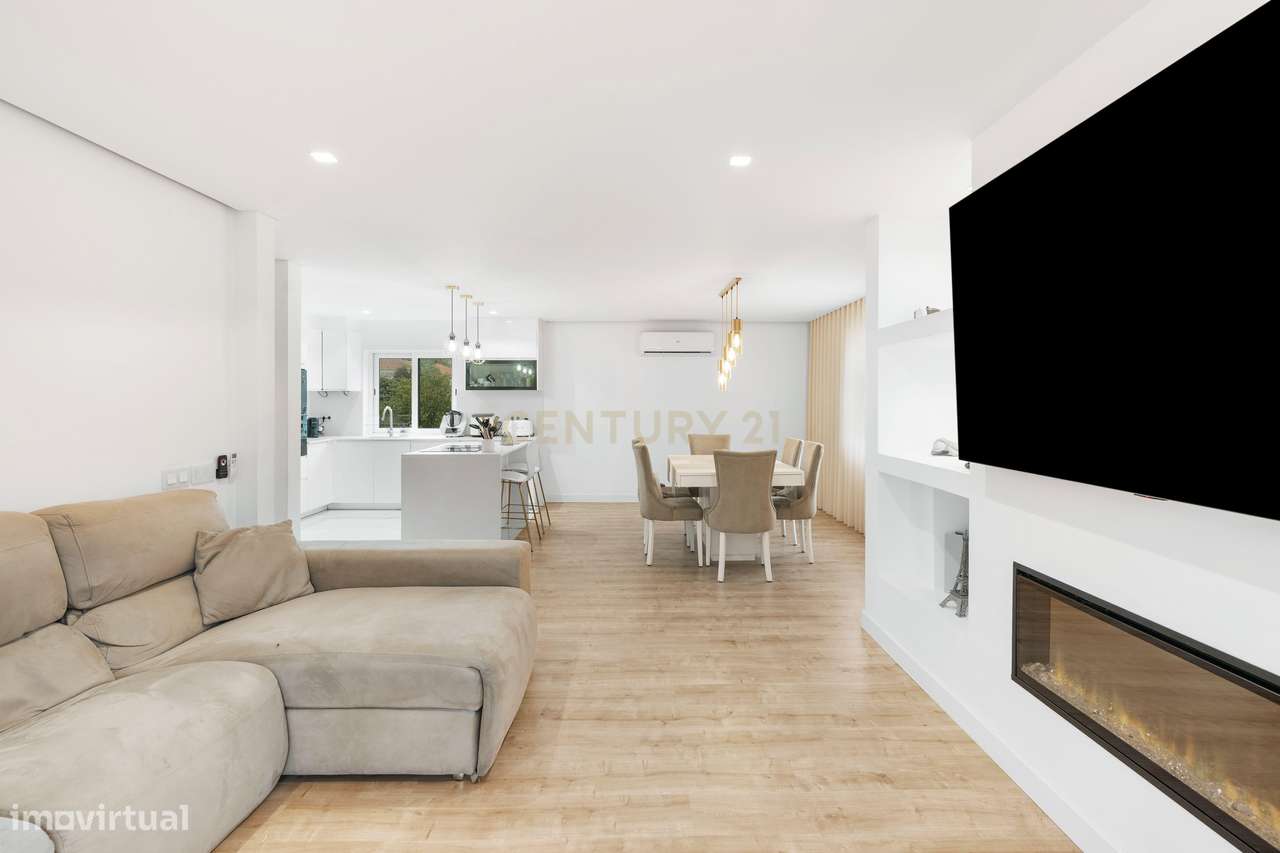 MORADIA Isolada com entradas Independentes.-11