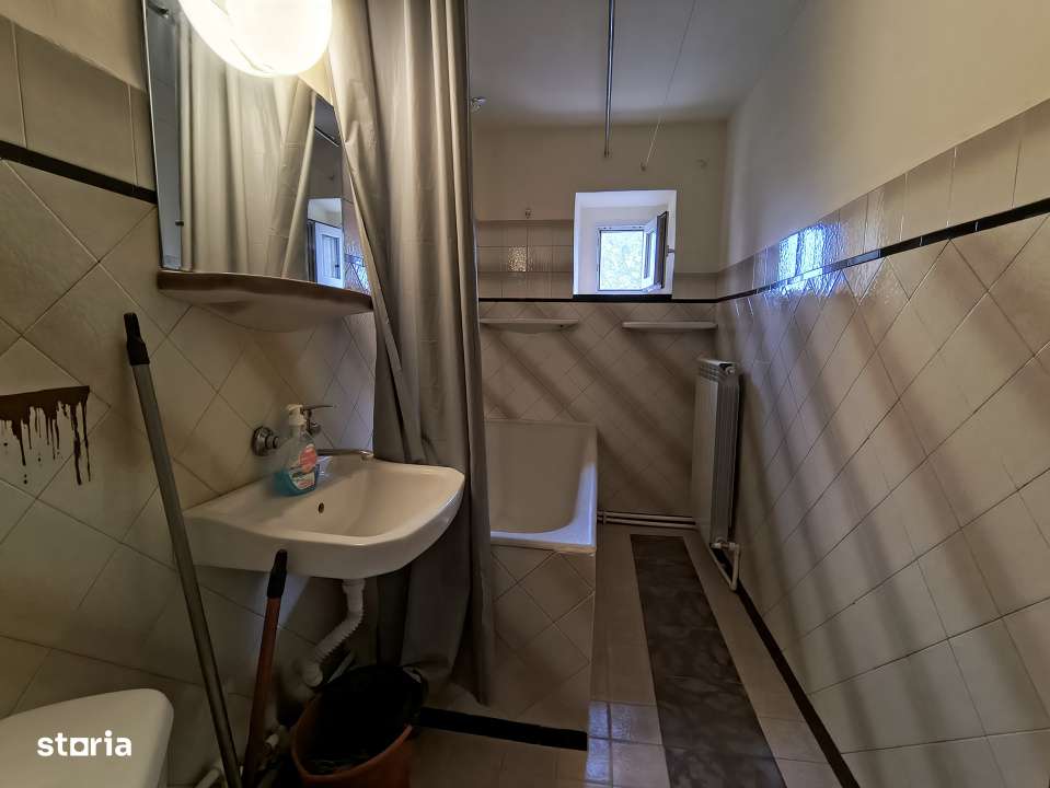 I C Bratianu  sr uri- apartament 3 camere decomandat-15