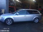 Audi A4 avant 2.4 V6 de 2003 para peças - 2