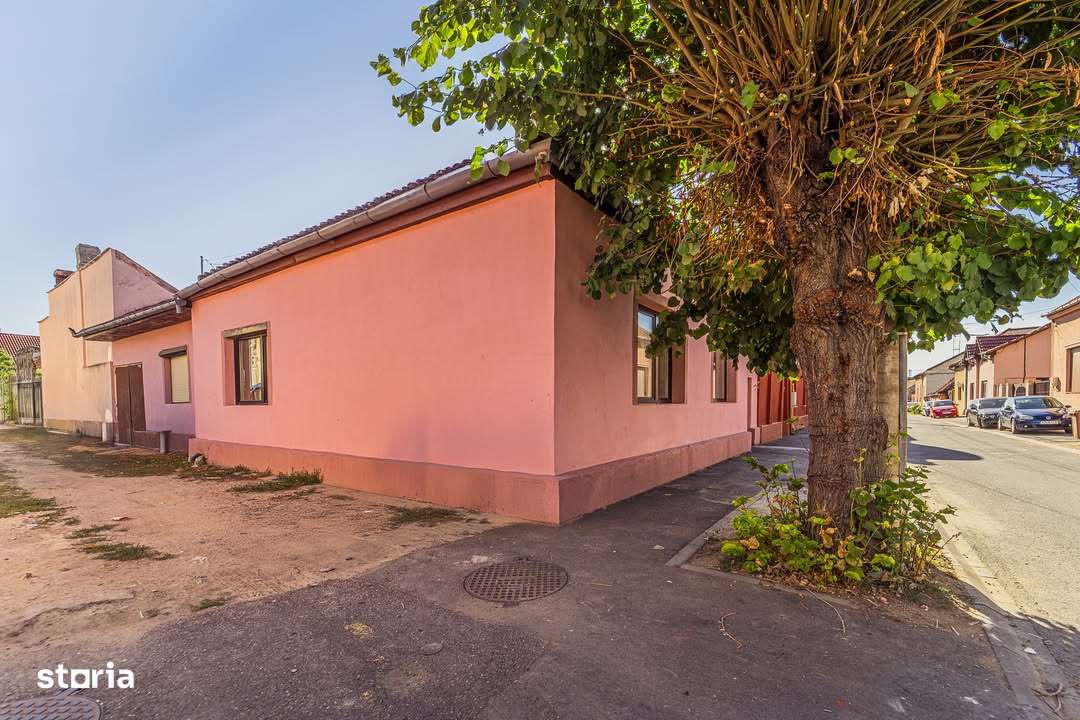 Casa Arad zona Biserica sarbeasca-7