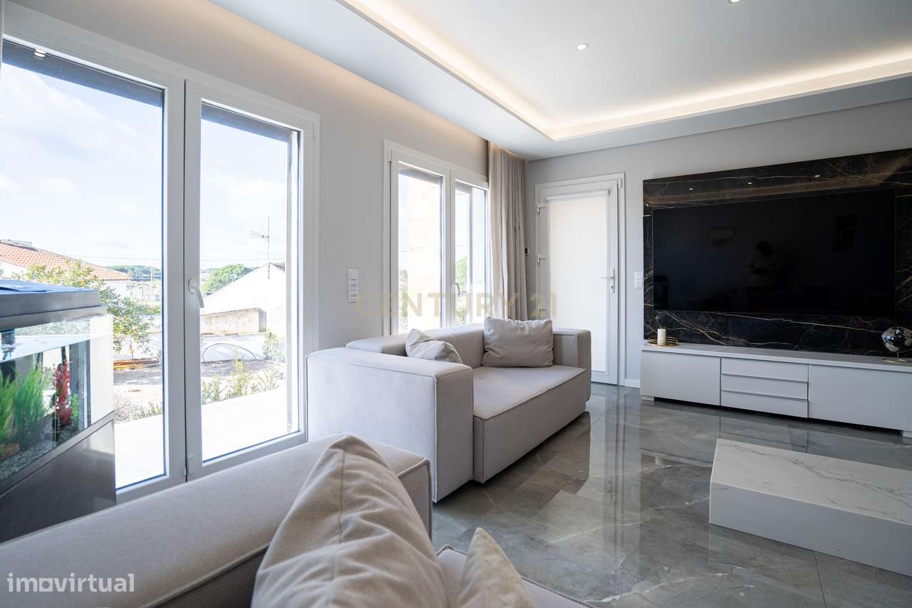 Moradia de Luxo T3 junto a Sintra | Vila Verde-15