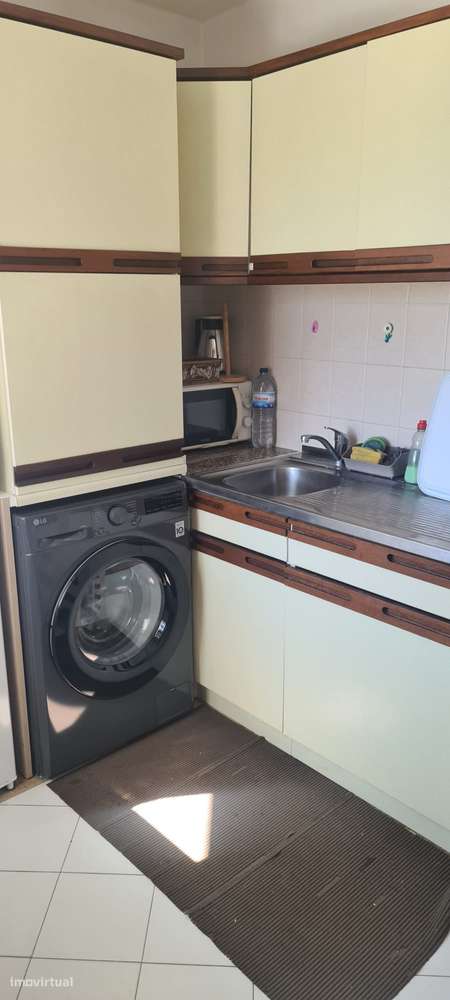 Arrenda-se, ao ano, um T1 no centro de Vilamoura em condomínio fechado - Grande imagem: 5/19