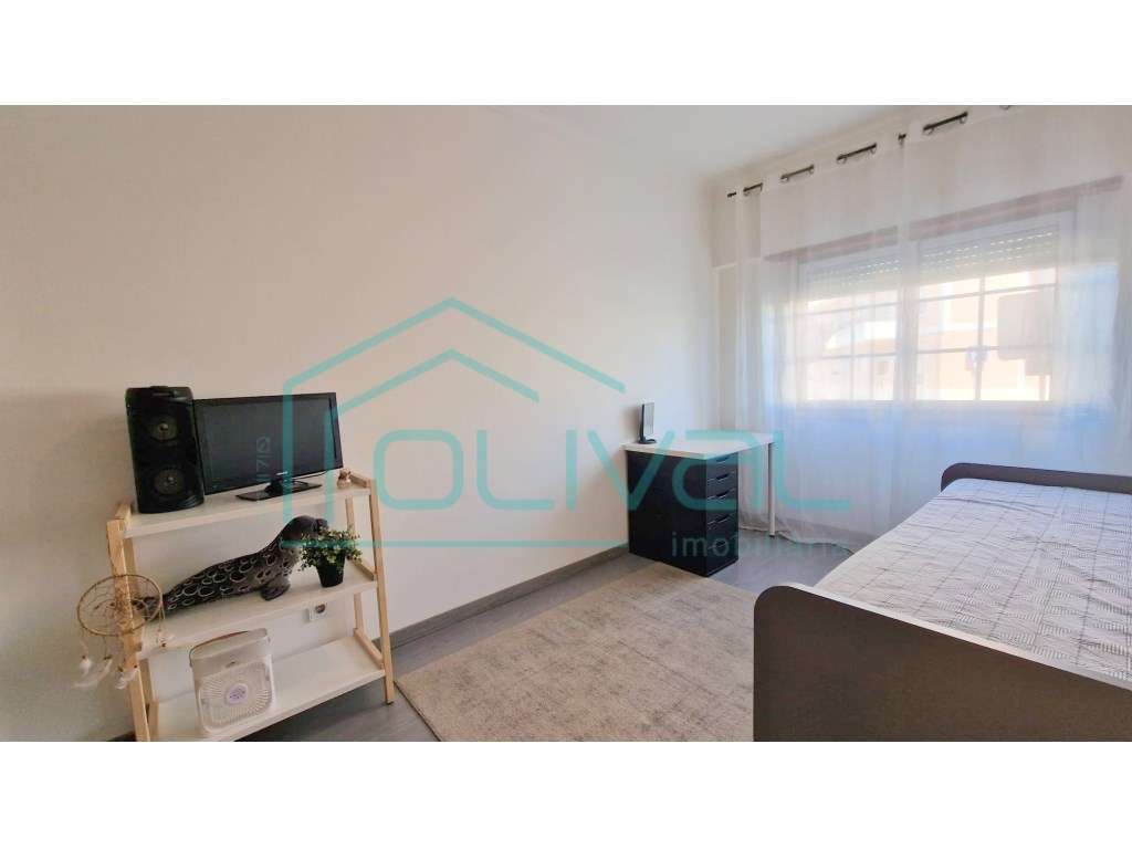 Apartamento T3 Porto Alto-16