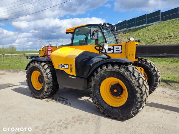 JCB Agri Super 541/70 Wersja 130 Ps - 27