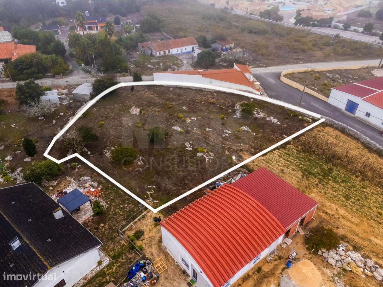 Terreno Urbano com 1980m2, Construção Moradia até 300m2 - Grande imagem: 4/10