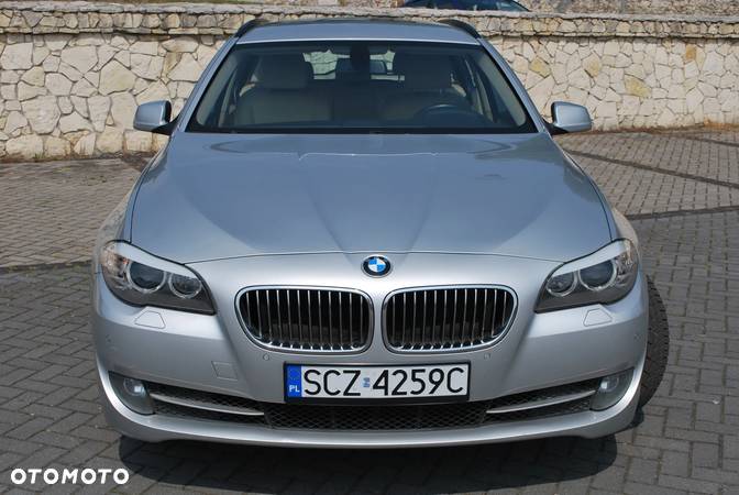 BMW Seria 5 520d - 5