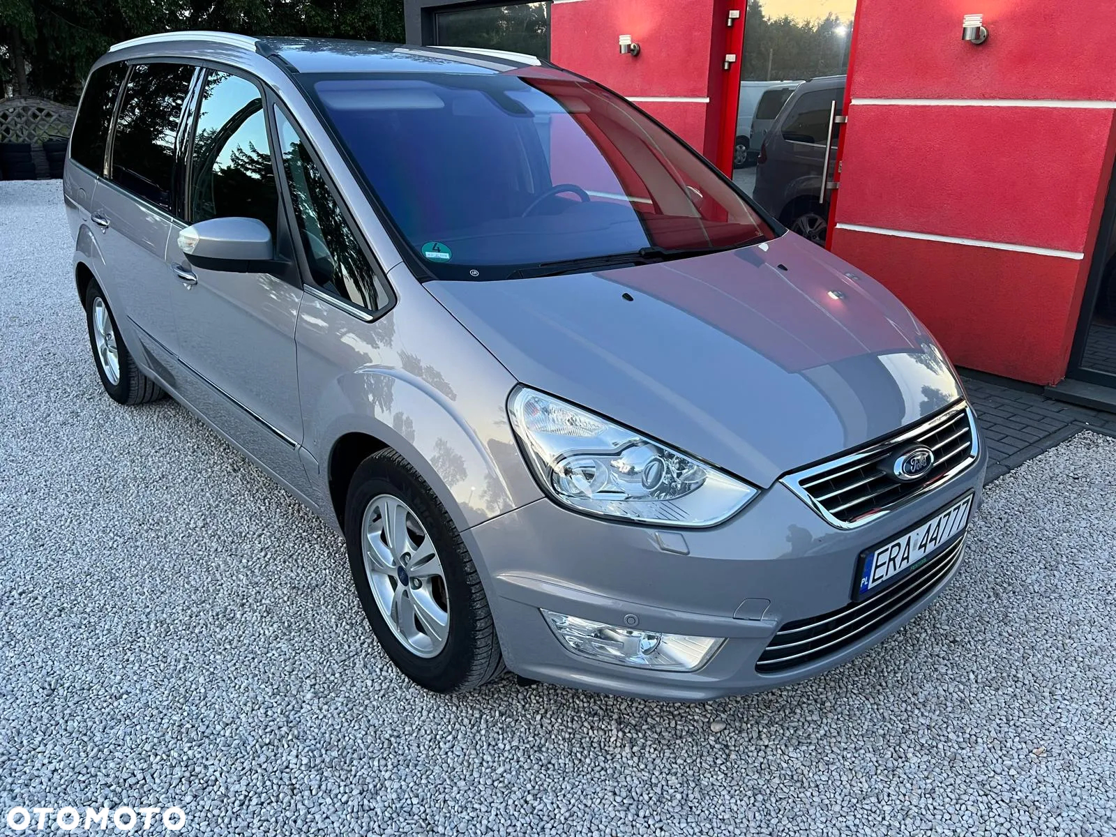 Ford Galaxy 2.0 TDCi DPF Titanium - 11