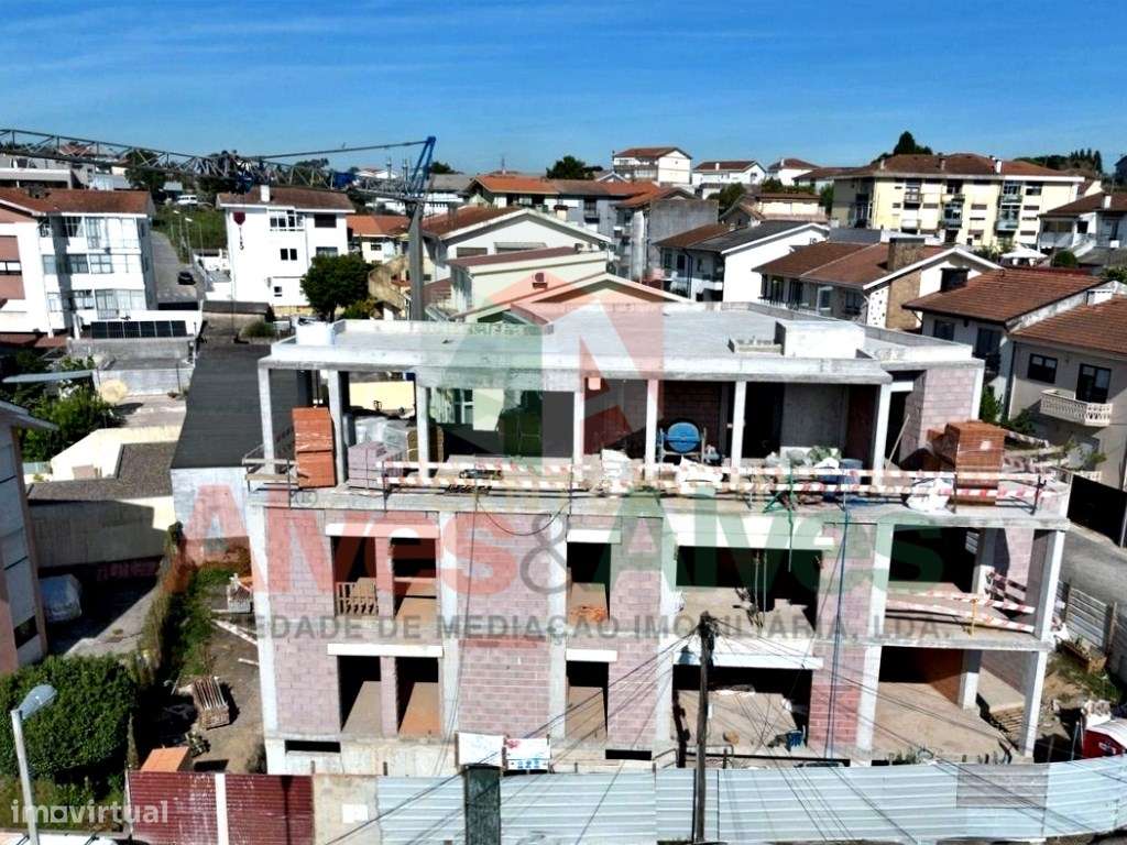 Apartamento T3 Recuado com Fantástico Terraço - no Edificio Azenha ...-13