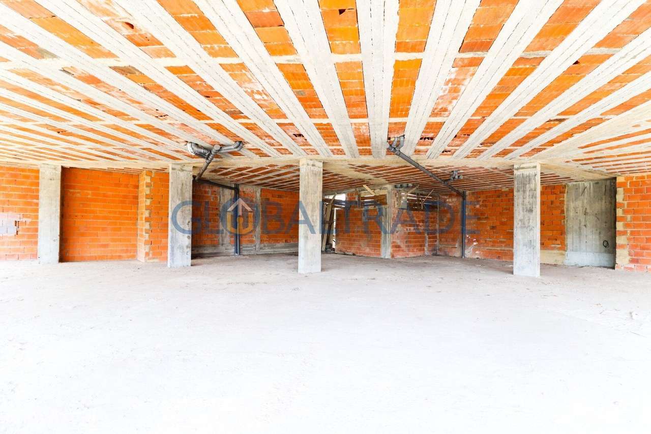 Loja Ampla e Versátil em Vila Nova de Gaia - Grande imagem: 4/28