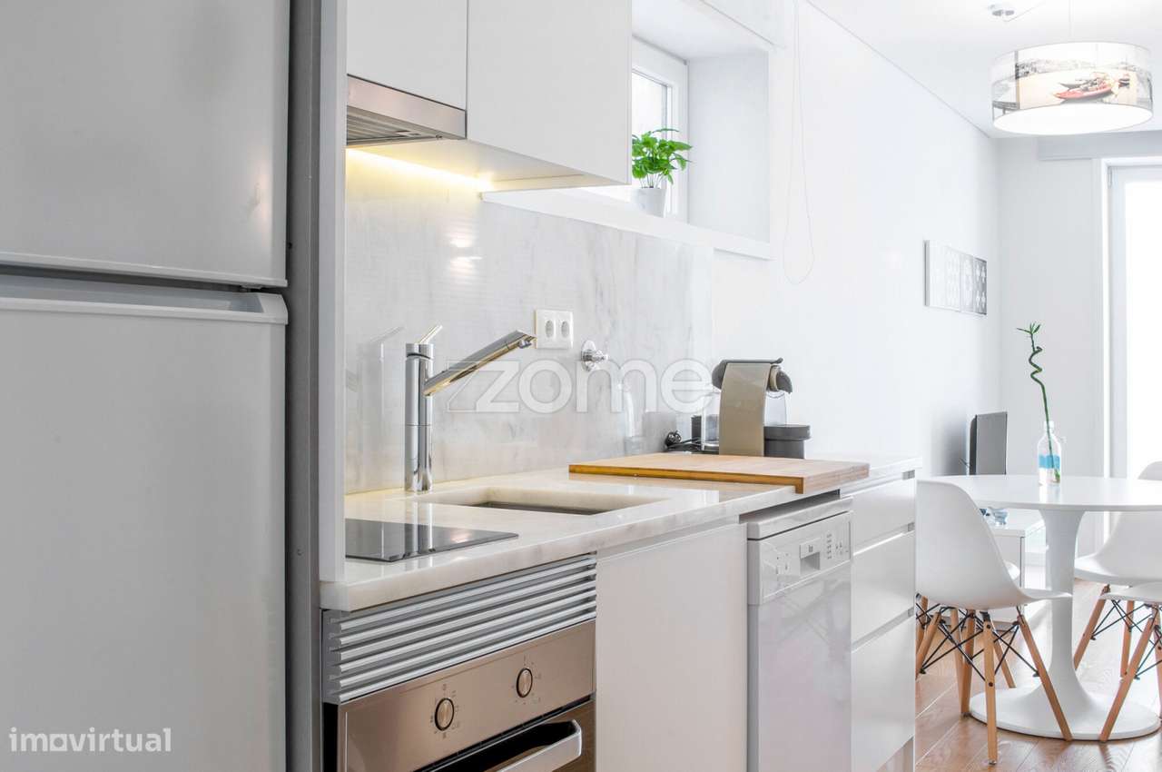Apartamento T1 Arrendamento na Baixa - Rua do Almada, Cedofeita, Porto - Grande imagem: 4/32